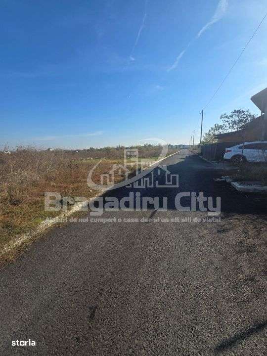 Teren deschidere la asfalt - Imagine principală: 1/6