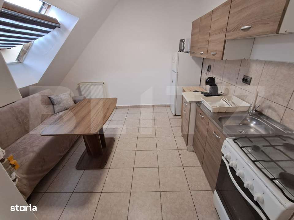 Apartament tip mansarda in zona porii, parcare inclusa - Imagine principală: 2/6