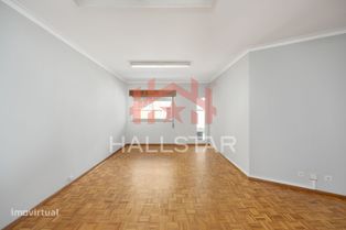 Arrendamento / Escritório / Prédio com Elevador / Centro da Cidade de - Grande imagem: 2/21