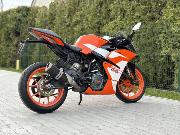 KTM RC 125 - 9