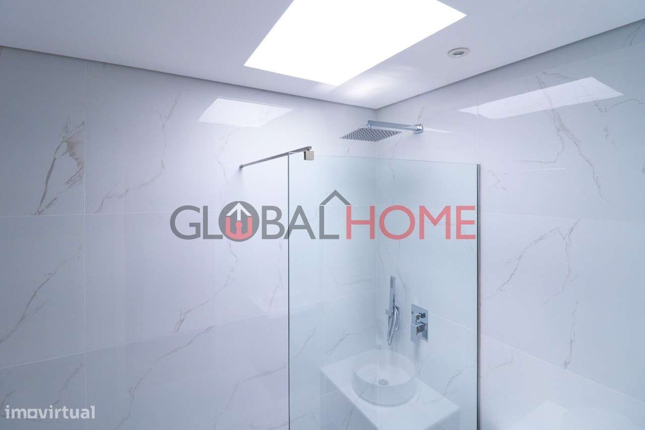 Moradia T3 Nova com Terraço e Piscina em São Pedro da Cova-55