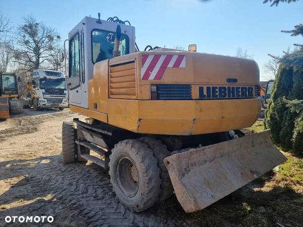 Liebherr A316 - 4