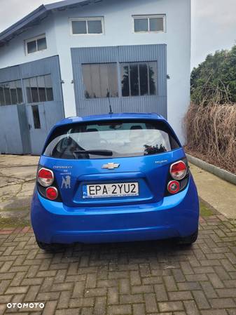 Chevrolet Aveo 1.3 D LTZ - 10