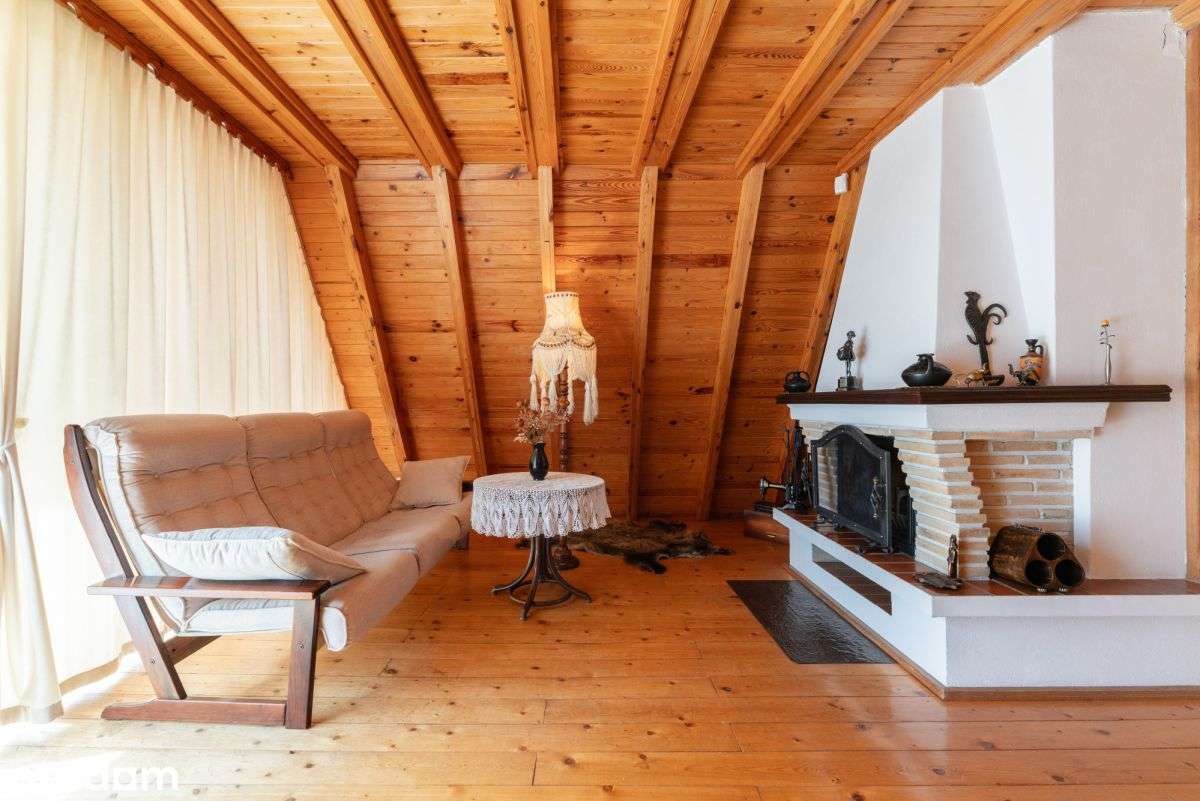 Klimatyczny dom przy lesie | działka 900m2 I garaż-2