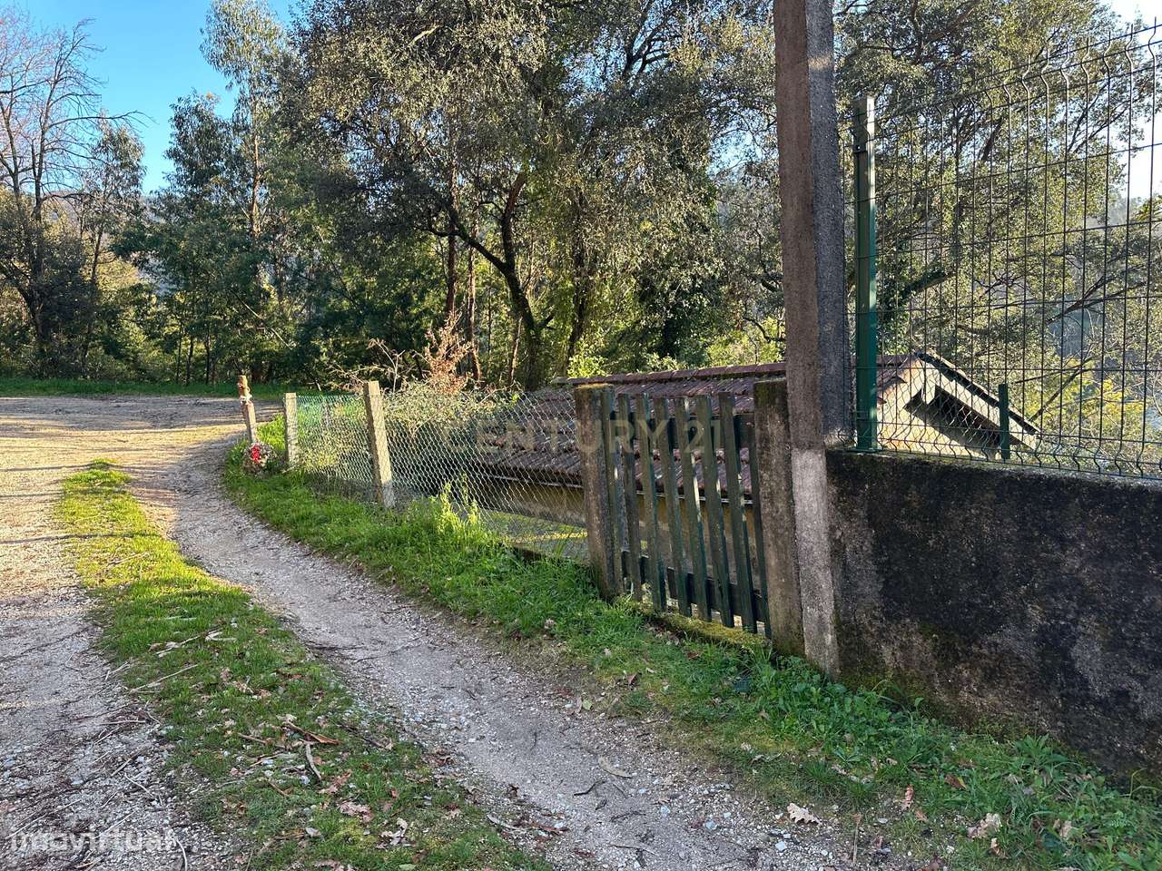 Propriedade única no geres , Casa com acesso ao rio (No rio Caldo)-13