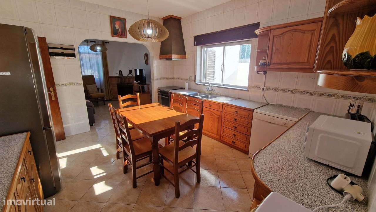 Moradia no Algarve a curta distancia a pé do comercio local em Algoz-10
