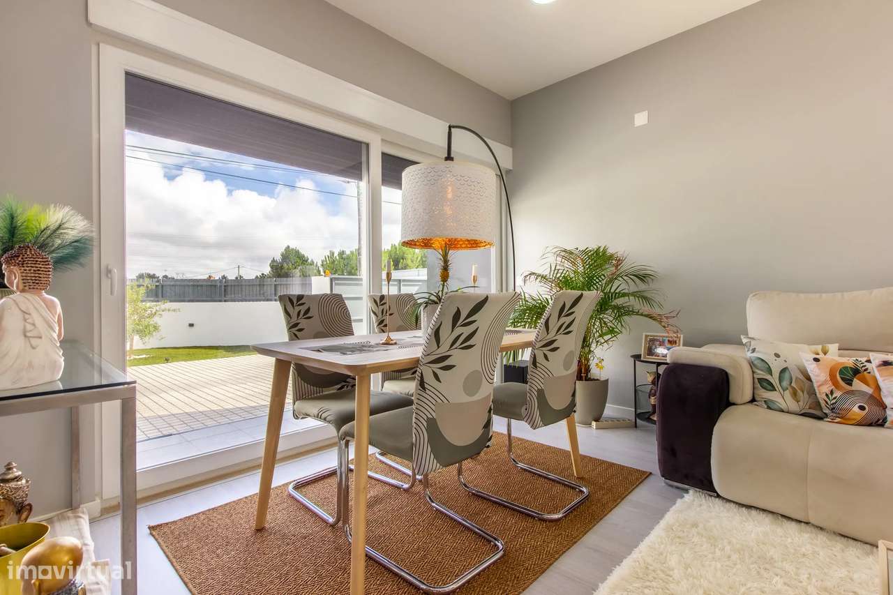 Moradia Térrea de Luxo com Piscina - Qtª Marquesa - Palmela-5
