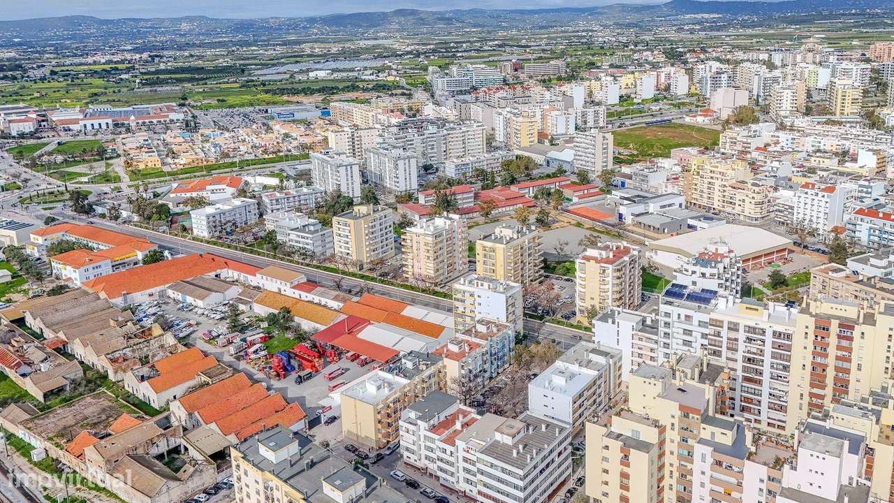 *Oportunidade: Apartamento T2 Remodelado na Baixa de Faro!*-33