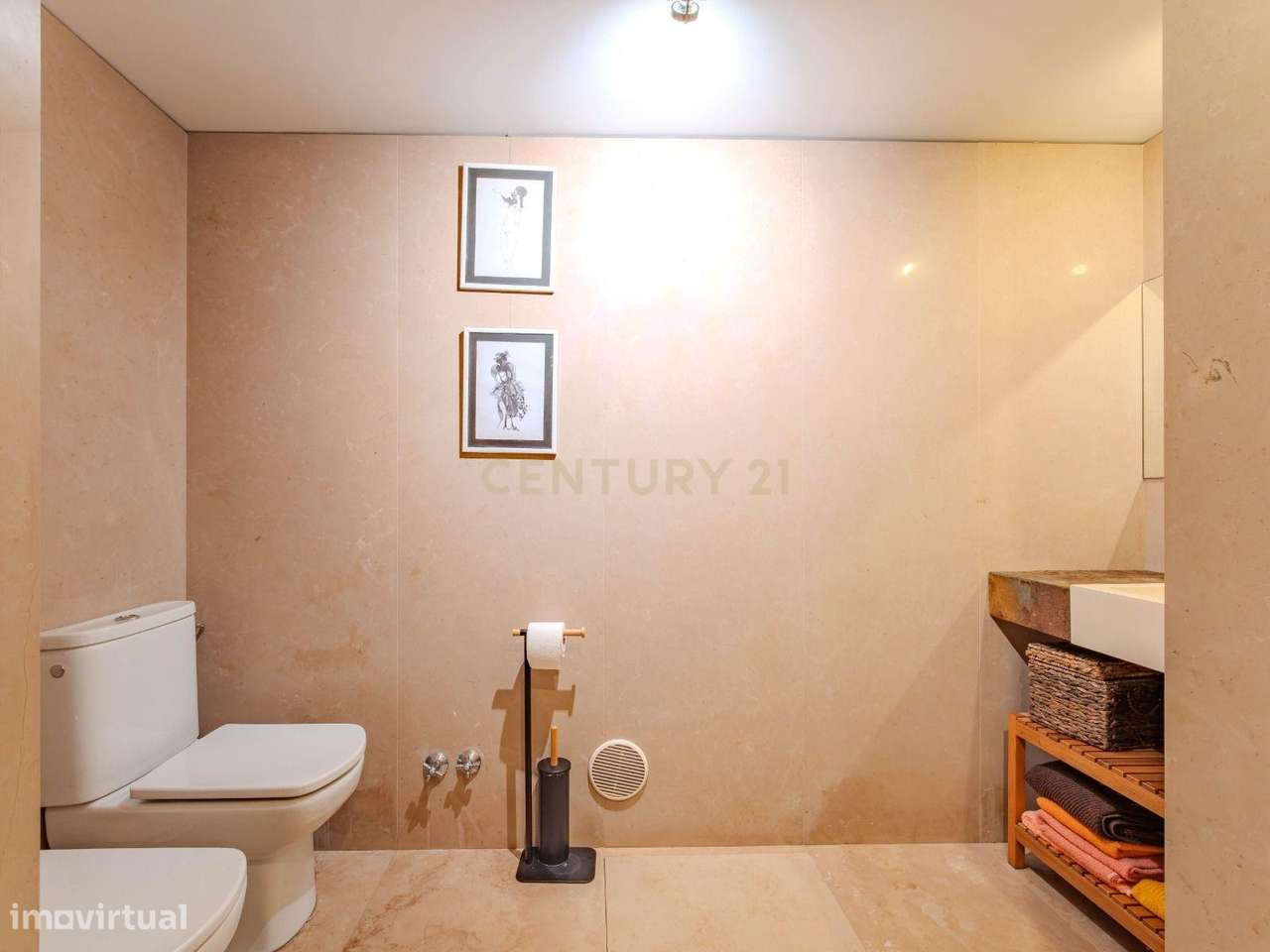 Moradia de Prestígio T3+1 com Piscina na cobertura, cinema e jardim | - Grande imagem: 5/31