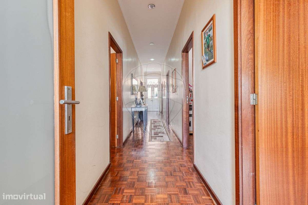 Moradia T7 para venda - Grande imagem: 2/41