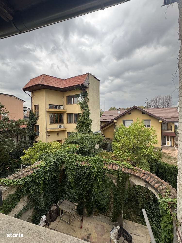 Casa-Curte proprie | Plantelor | - Imagine principală: 3/20