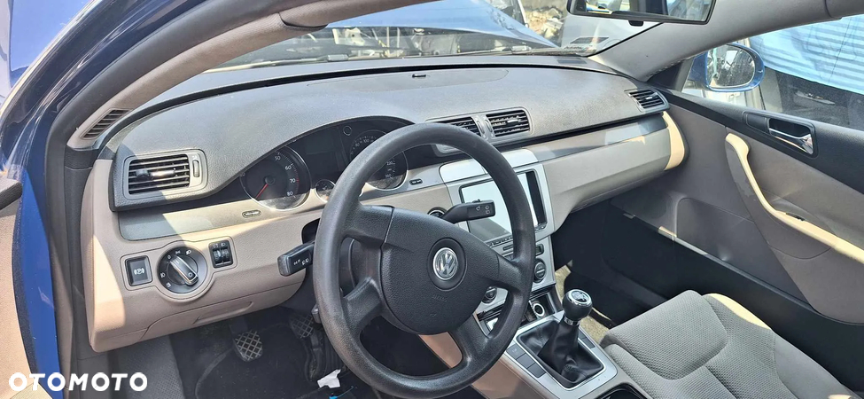 Volkswagen passat B6 LA5E lusterko prawe - 7