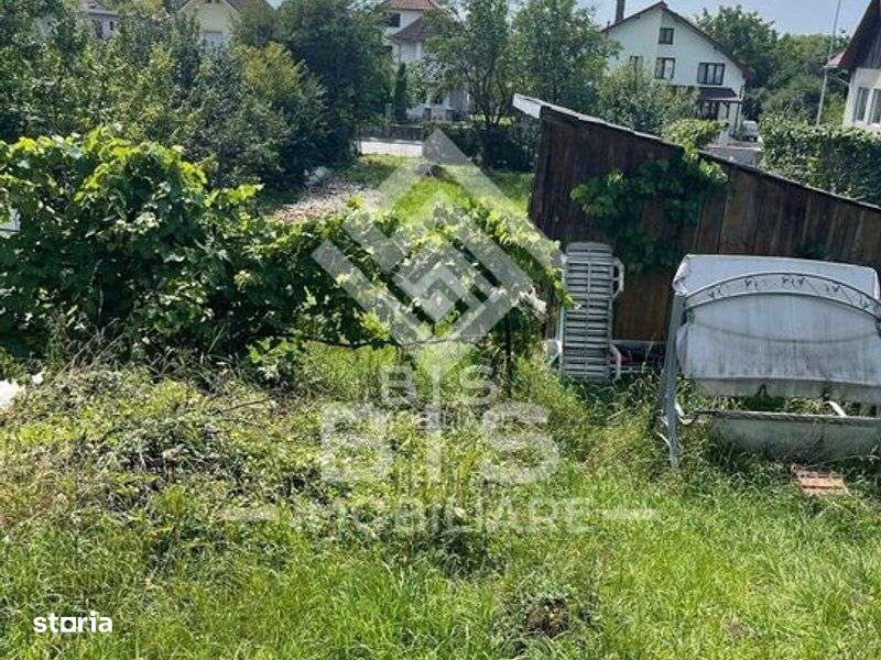 Teren 950m pentru constructii Valea Ghinzii la stradă - Imagine principală: 2/4