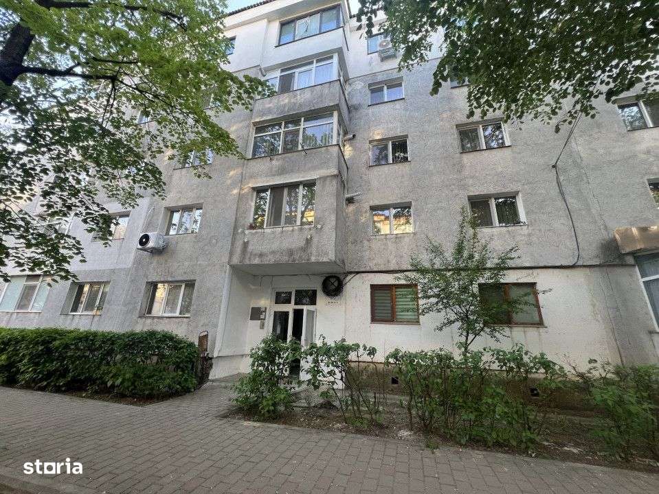 Apartament 4 camere zona Nicolina - Imagine principală: 1/10