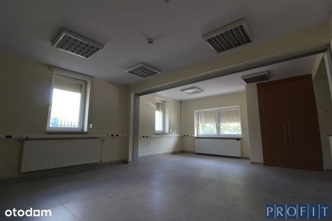 budynek usługowy /magazyn 136m2 | teren 1059m2-7
