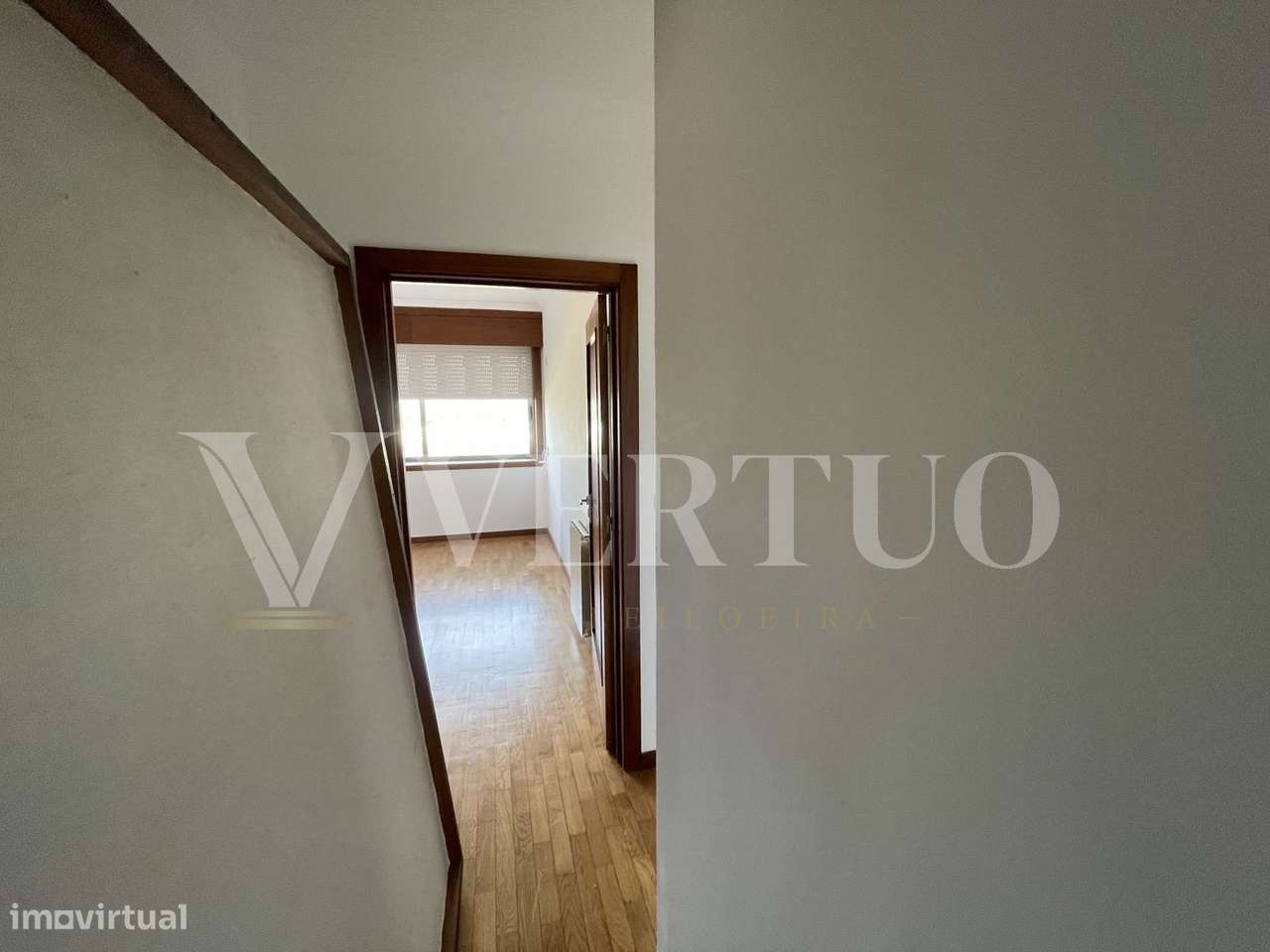 T4 em Moreira da Maia | 159 m² | 2 Garagens | Venda Judicial-25