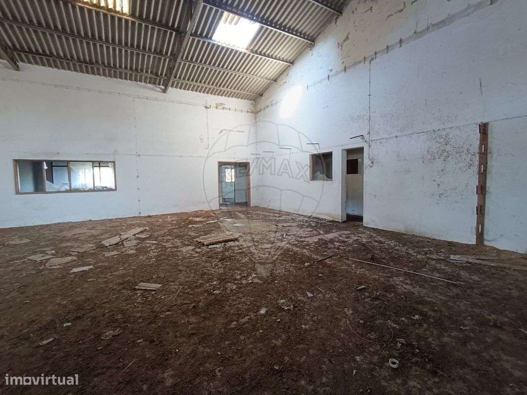 Armazém  para venda - Grande imagem: 2/24