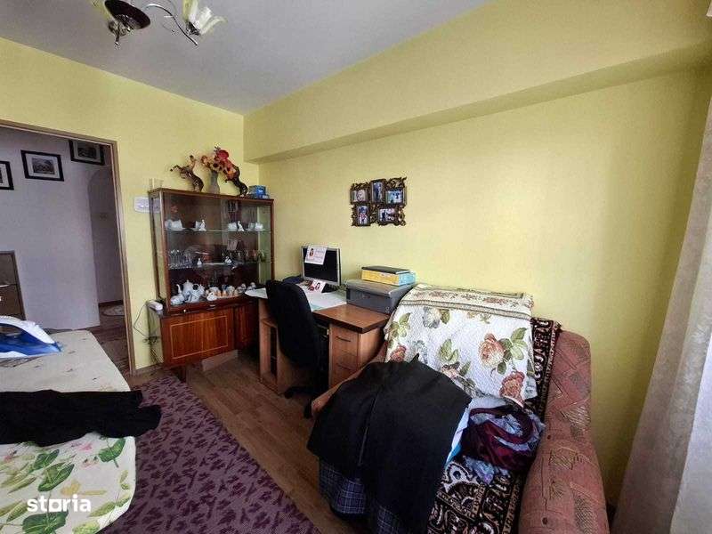 Apartament cu 4 camere - Imagine principală: 4/8