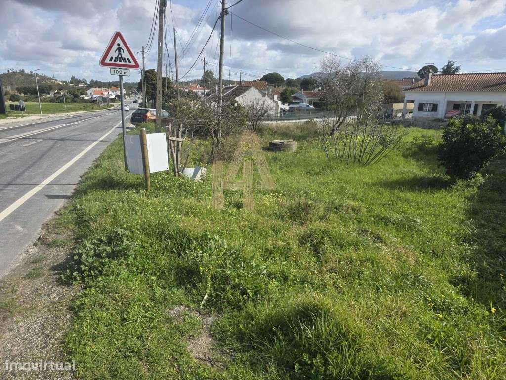 Terreno urbano com projeto em Castelo - Grande imagem: 2/8