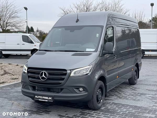 Mercedes-Benz Sprinter - 4