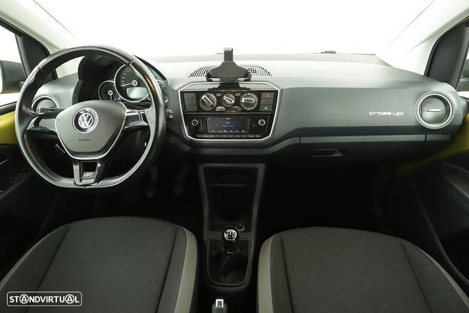 VW Cross Up! 1.0 - 7