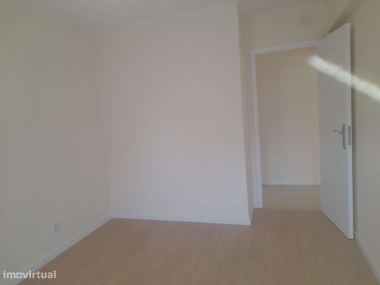 Excelente T2 Tapada das Mercês - Vista para a Serra de Sintra-14