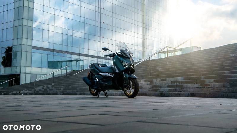 Yamaha X-max - 3