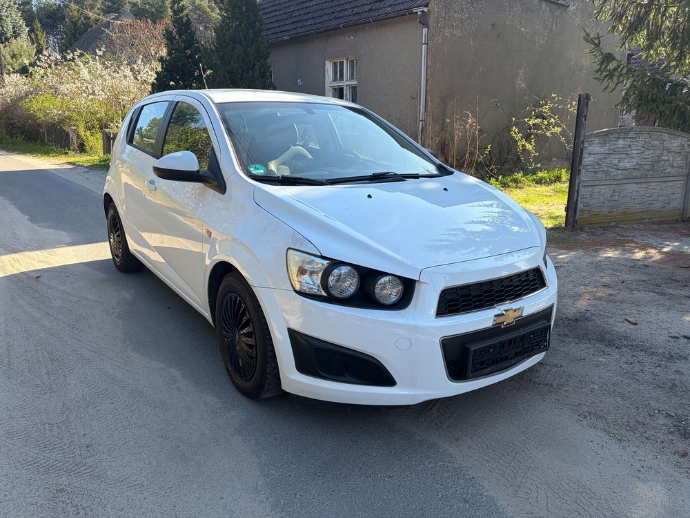 Chevrolet Aveo (Sonic) 1.2 Star 2012