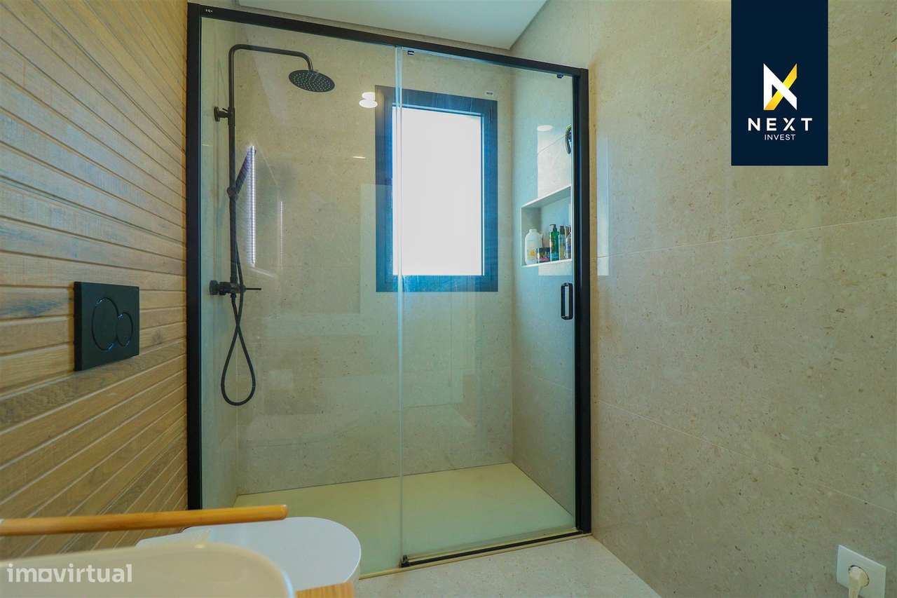 Moradia Geminada T4 com Piscina – Viseu-55