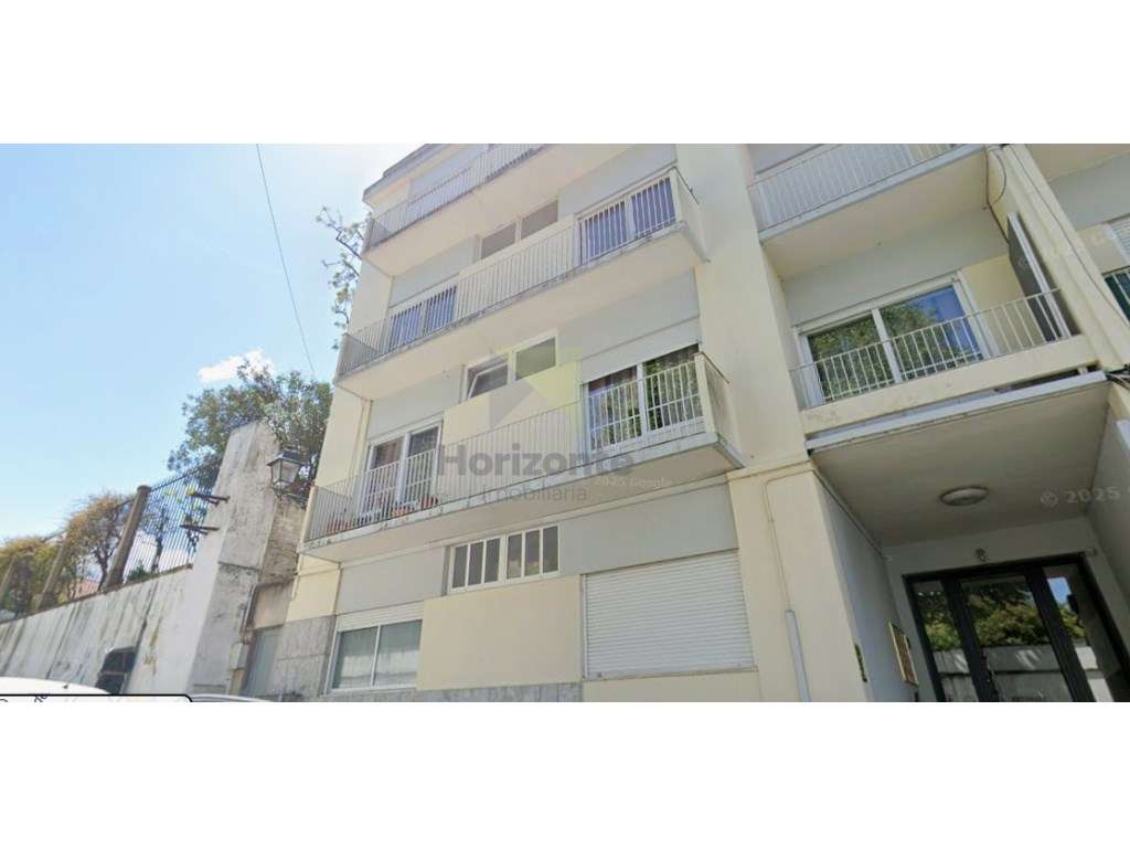 T4 Amplo e luminoso na zona história de Abrantes - Grande imagem: 2/11