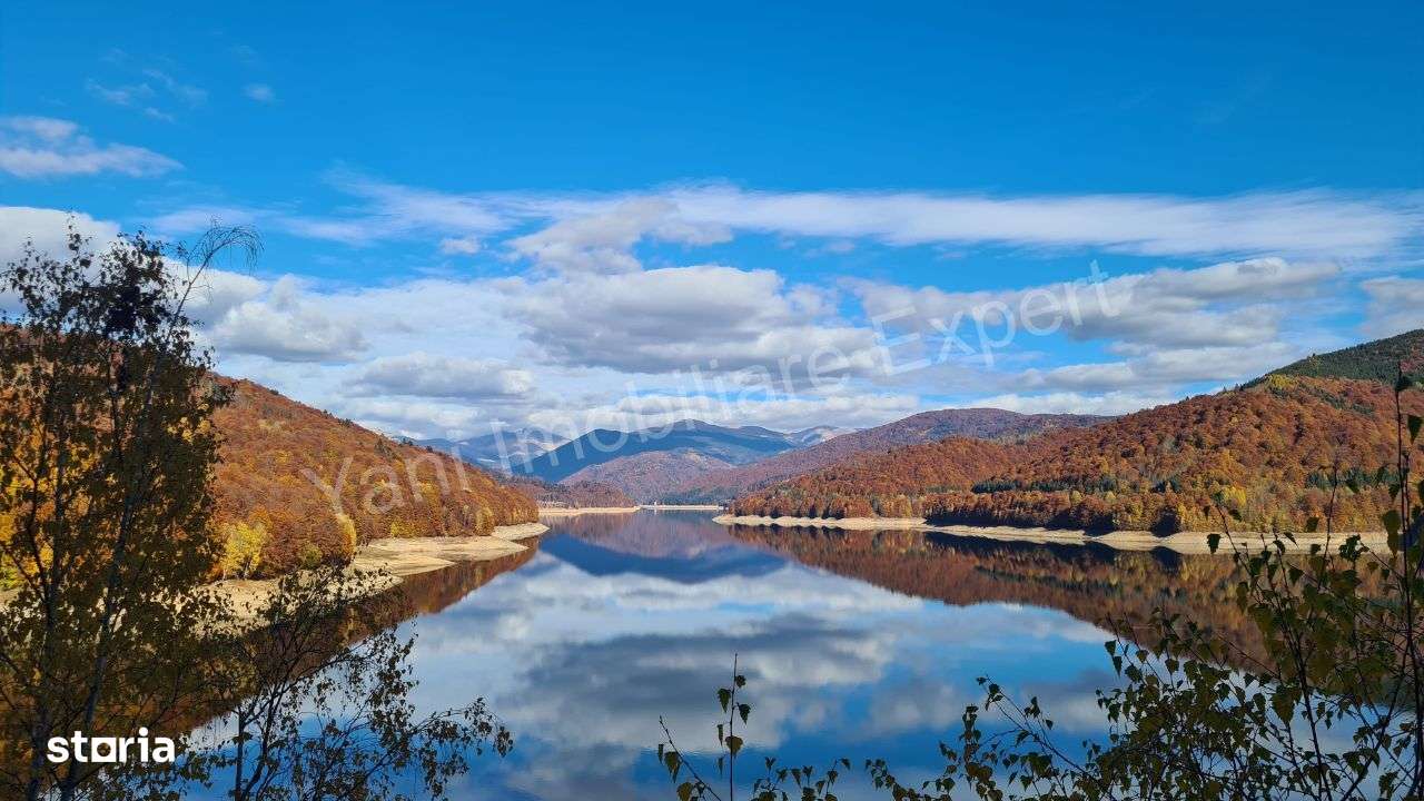 Teren de vânzare pe malul lacului Vidraru / Transfăgărășan. - Imagine principală: 5/6