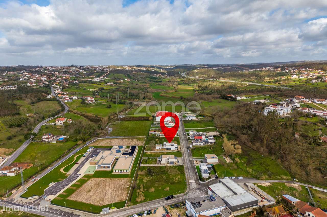 Moradia T3 - Leiria-29