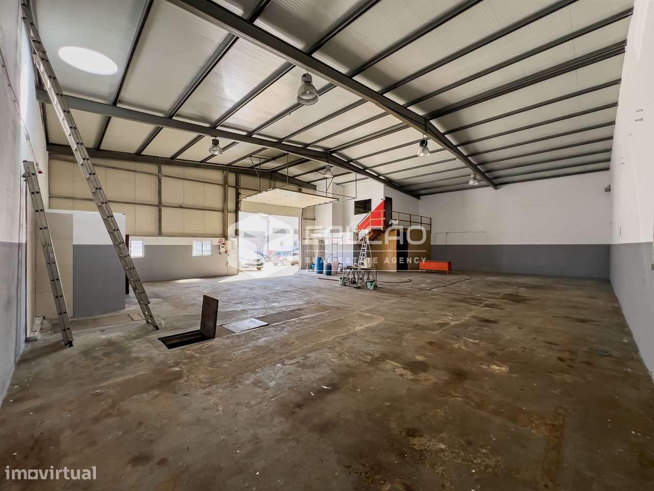 Armazém  Venda em Santarém (Marvila), Santa Iria da Ribeira de Santaré - Grande imagem: 5/34