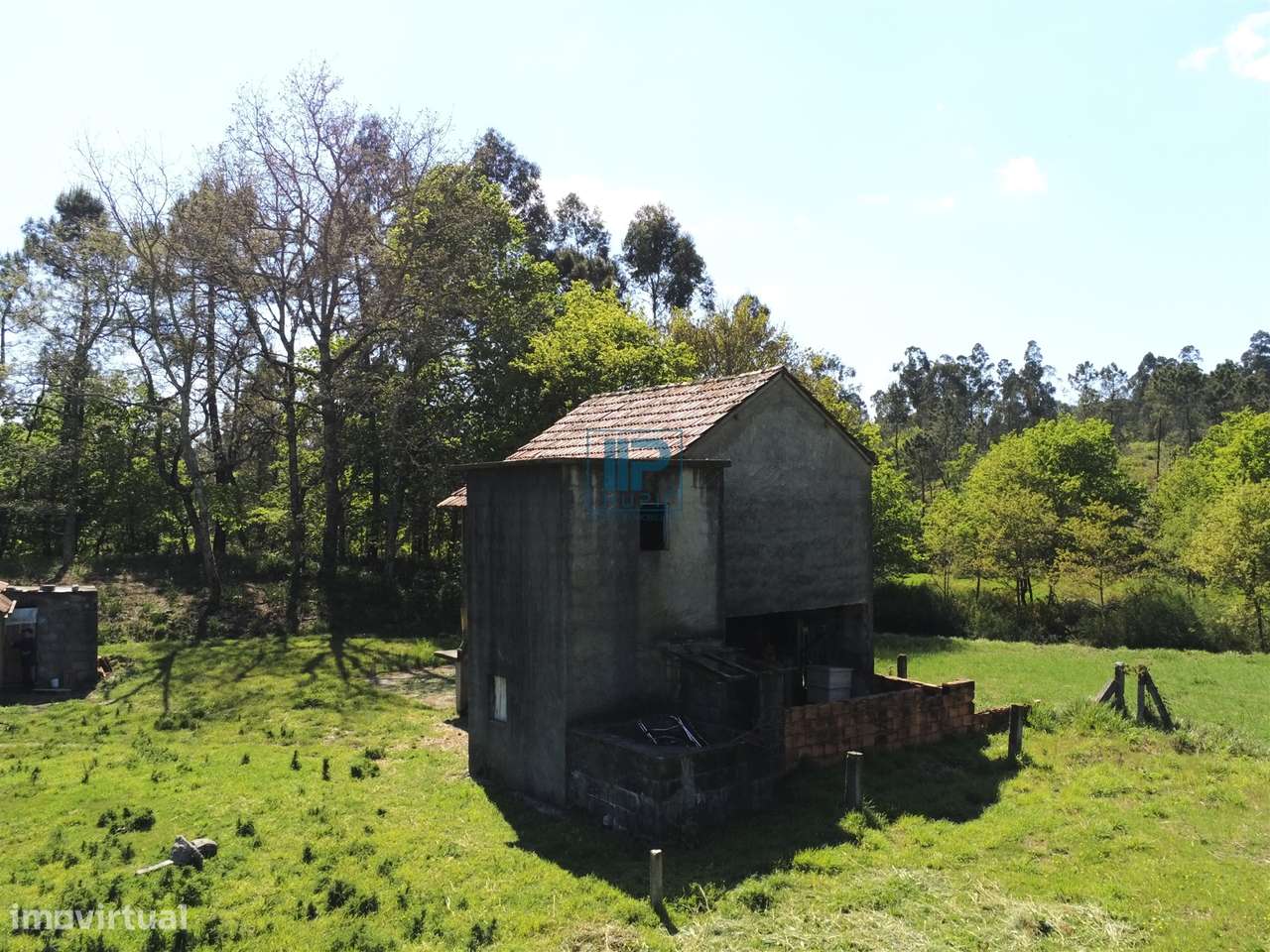 Moradia para Restaurar T3 Venda em Borba de Montanha,Celorico de Basto-9
