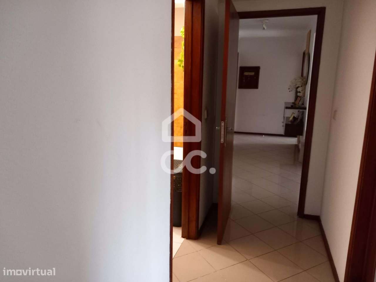Apartamento T2 Localizado na Rua D. Marcos da Cruz, Leça da Palmeira.-15