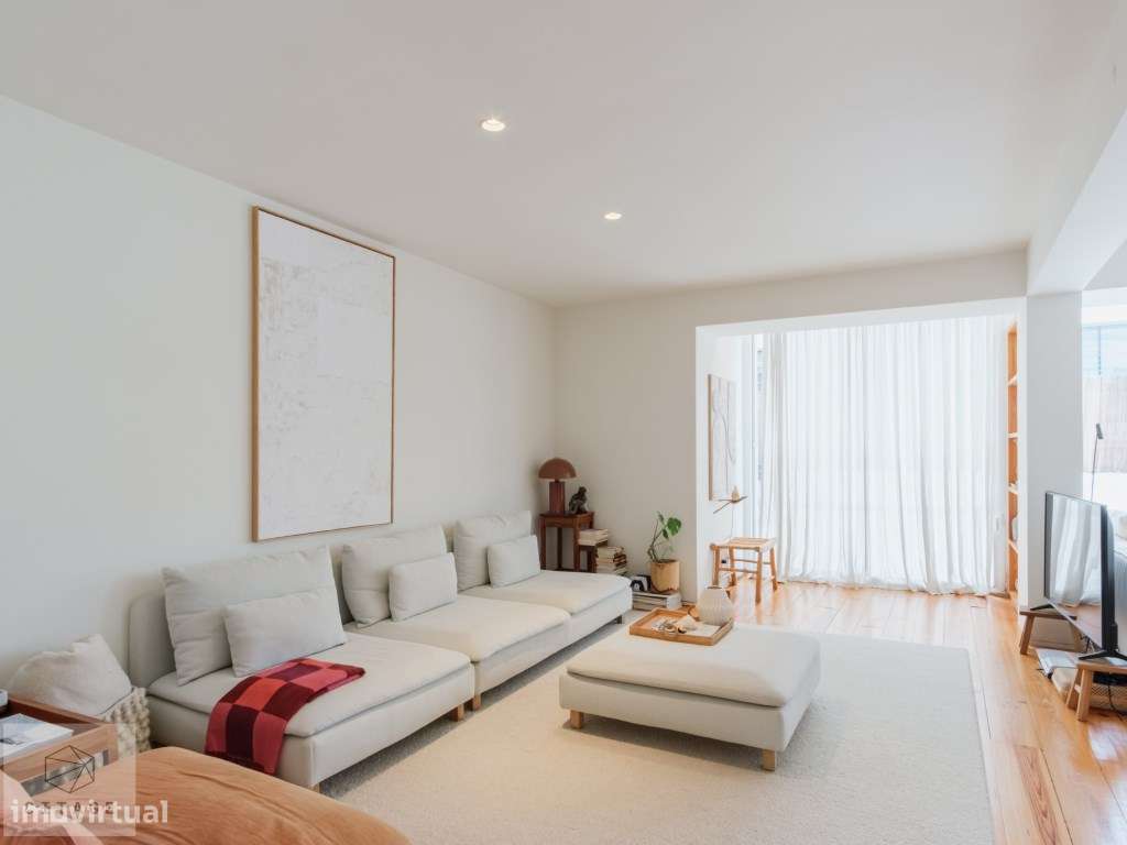 Apartamento T4 com garagem e terraço em Belem-2