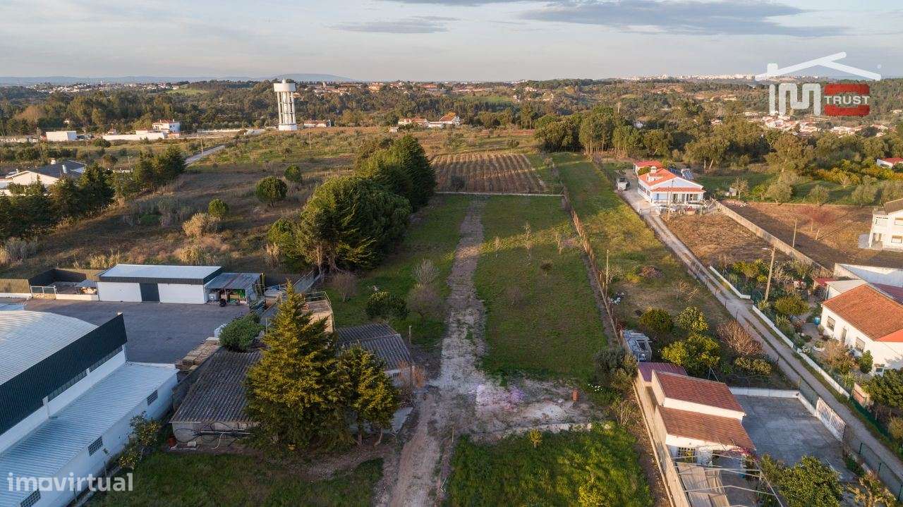 TERRENO MISTO COM AREA DE 8000 M2 ZONA INDUSTRIAL EM VALE DE SANTAREM - Grande imagem: 4/28