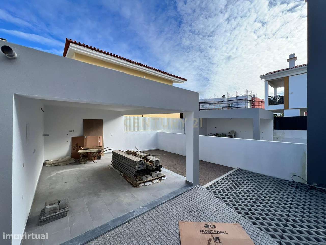 Moderna Moradia T2 em Fernão Ferro, Seixal - 450.000€ - Grande imagem: 2/20