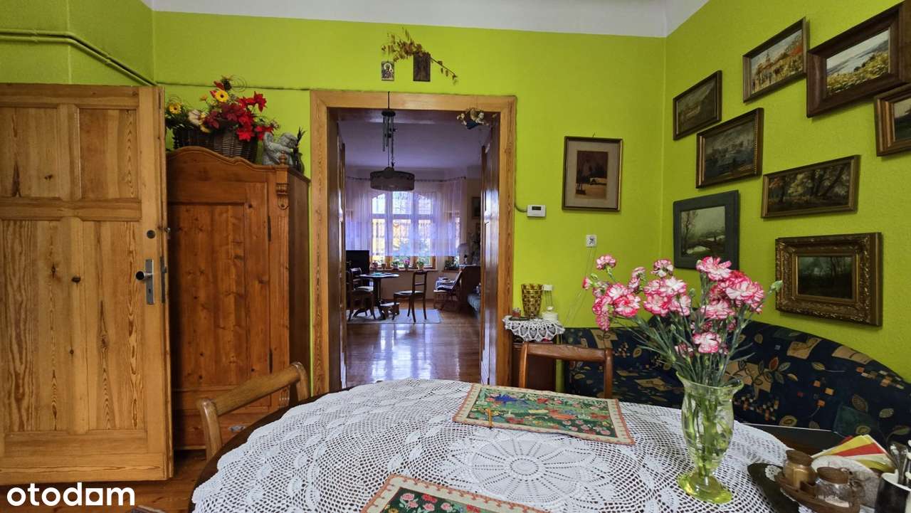 Willa poniemiecka w zabudowie bliźniaczej-10