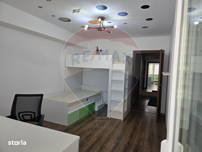 Apartament cu 3 camere de vânzare, cartier FIALD-2