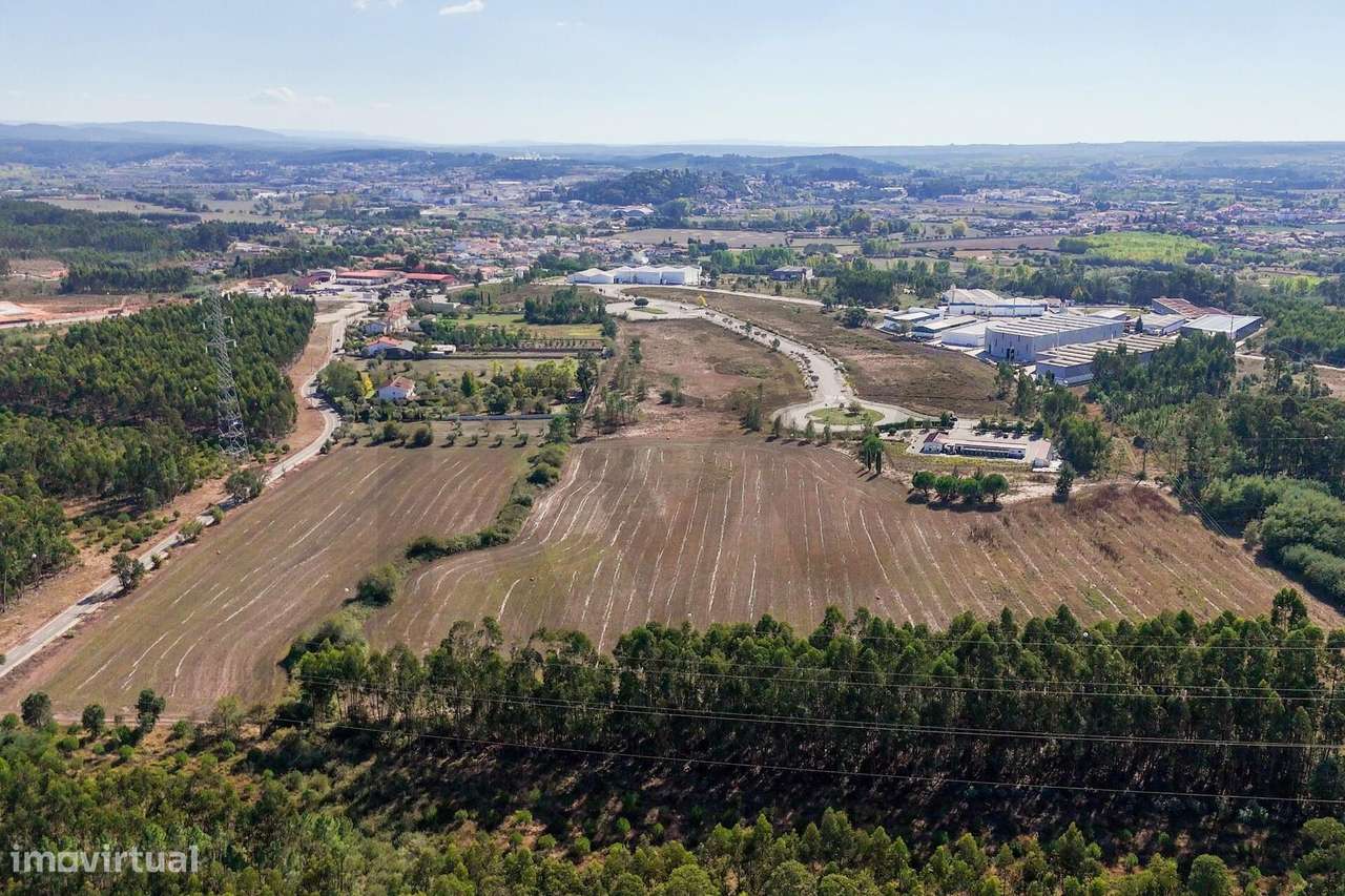 Loteamento Industrial composto por 26 lotes e 3 terrenos rústicos na Q - Grande imagem: 4/12