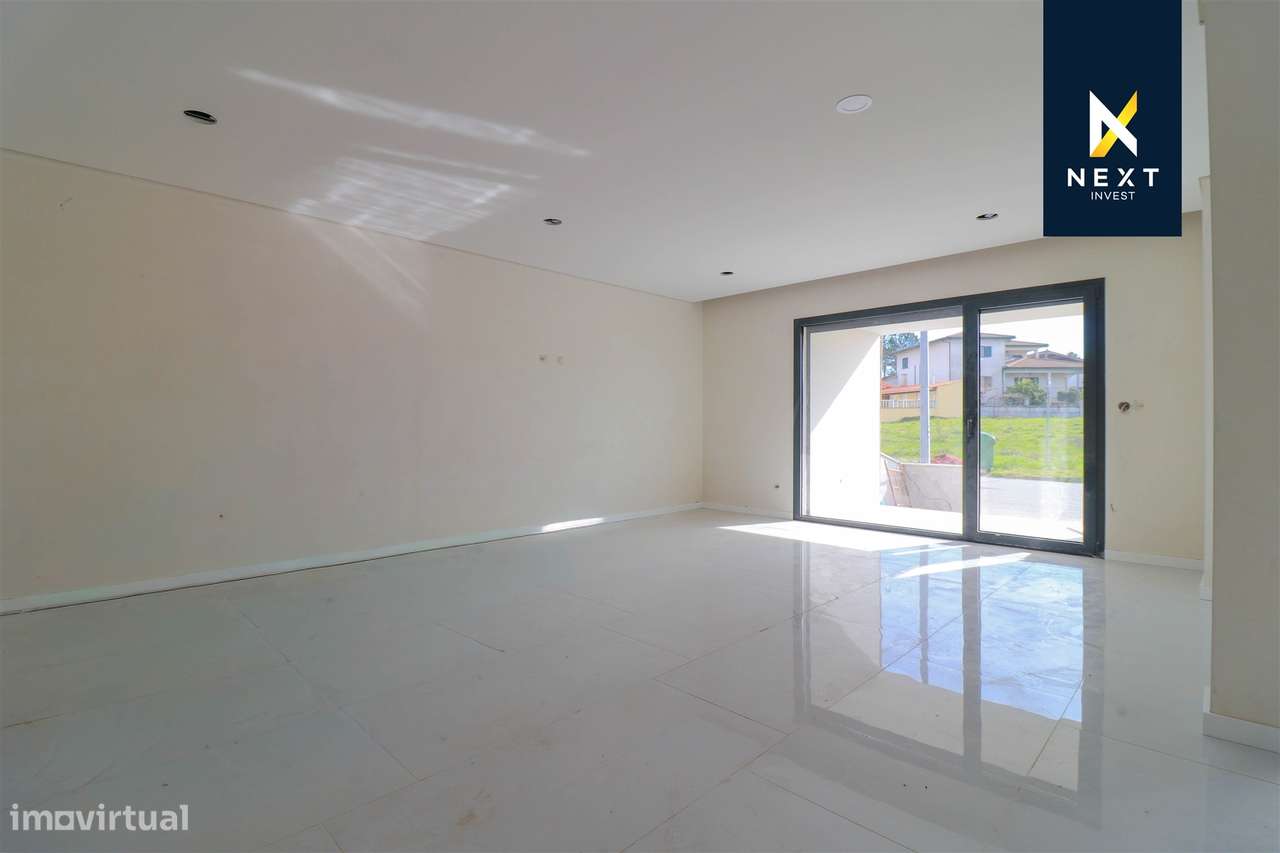 Moradia em T3+1 Nova – Viseu-11