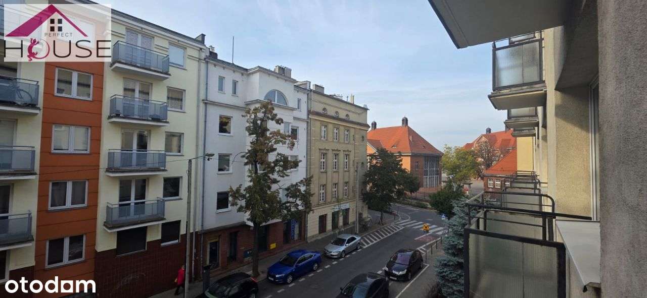 Duża kawalerka 35,6 m² z balkonem w idealnej lokal-2