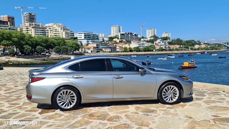 Lexus ES 300h Luxury - 6