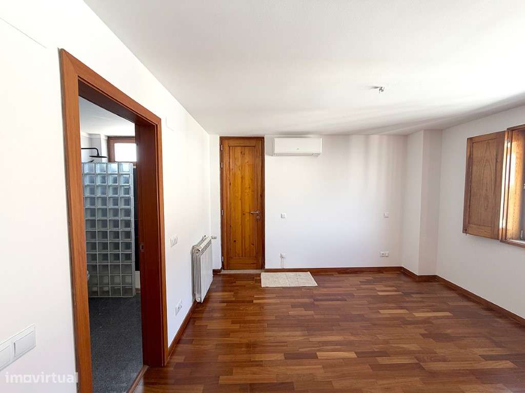 Moradia T5 em Condomínio com Piscina - Oleiros-20