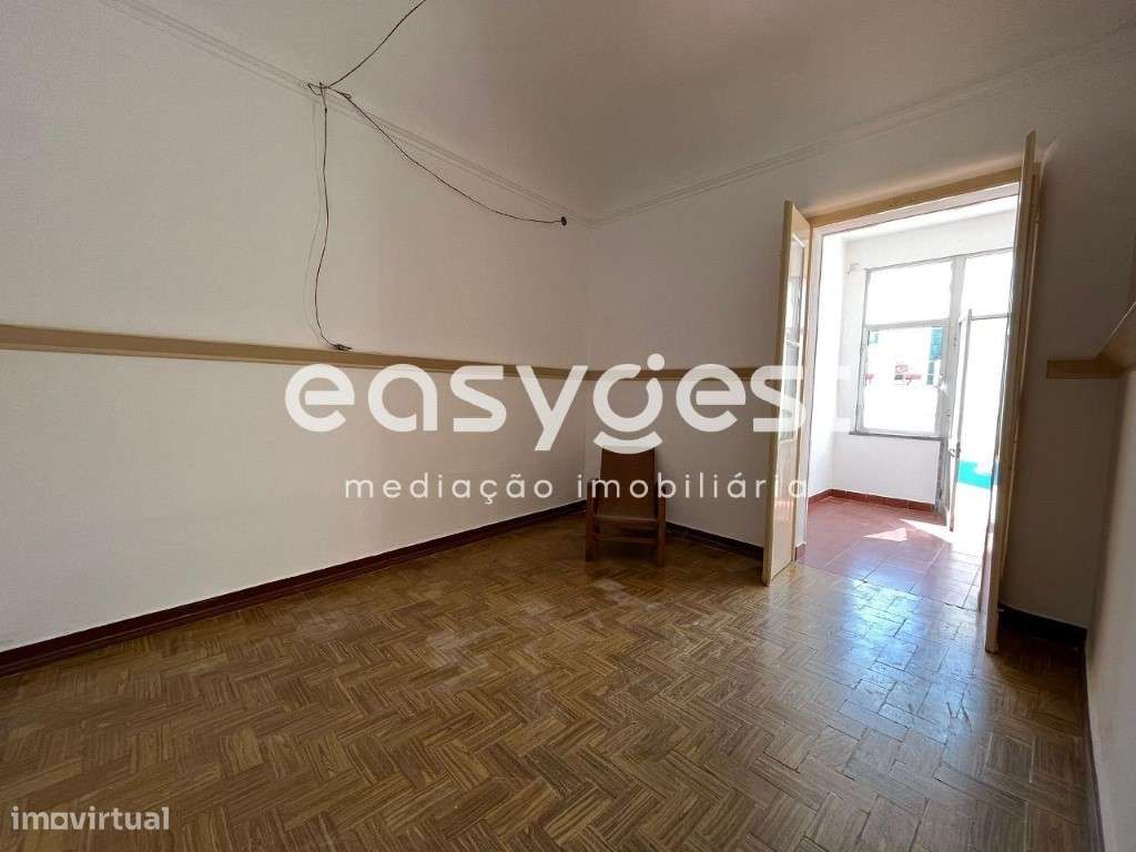 Moradia com 4 quartos e Logradouro localizada na vila de Vidigueira - Grande imagem: 1/18