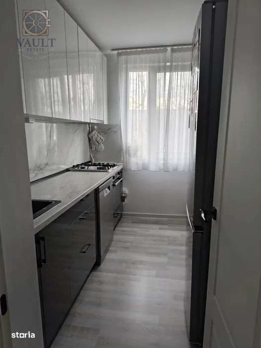 APARTAMENT 4 CAMERE  - RENOVAT - METROU VALEA IALOMITEI - Imagine principală: 3/9