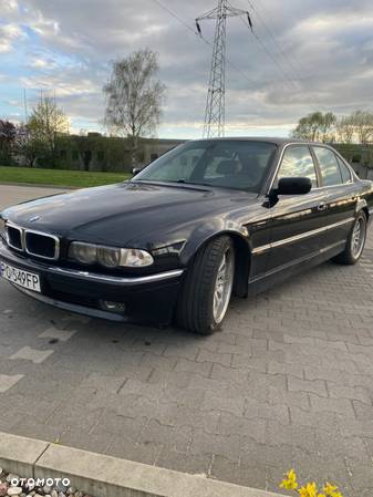 BMW Seria 7 740d - 3