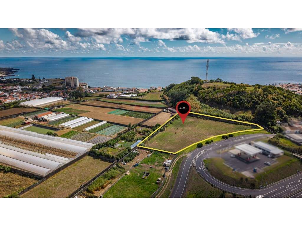 Terreno situado na freguesia de Rosto do Cão - São Roque-8