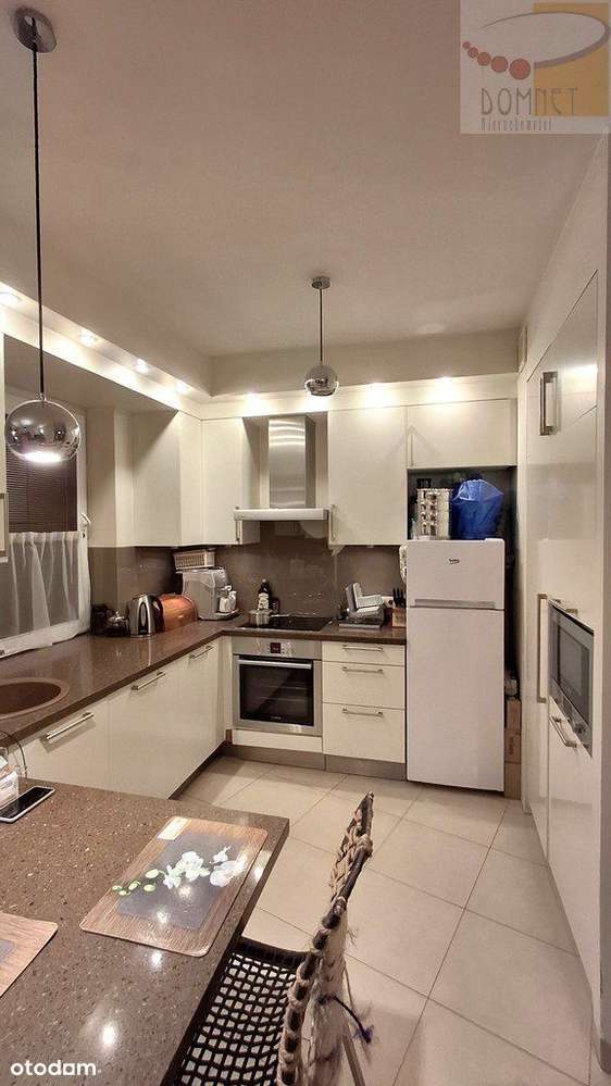 3 pokoje, 70,5m2, garaż+komórka w cenie!-1